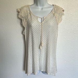 Style & Co Cream Ruffle Cap Sleeve Tie Front Blouse Size Medium